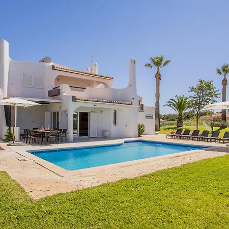 Greice Homes - Carob Tree