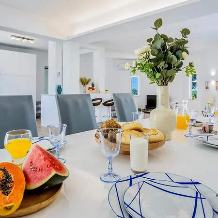 Greice Homes - Carob Tree 빌라 *